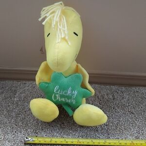 BNWOT Peants Yellow Woodstock Plush Toy For Pets